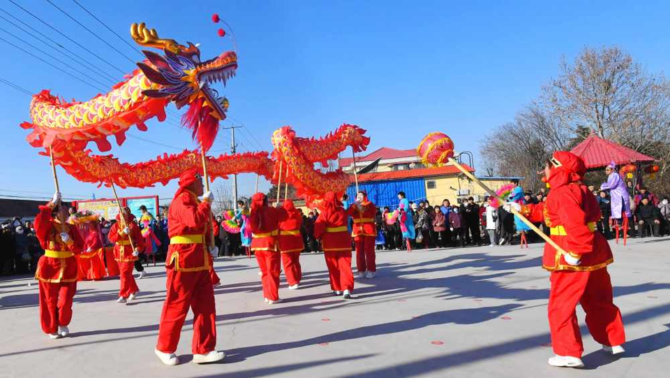 潍坊诸城：赶“海洋大集”，品家乡年味