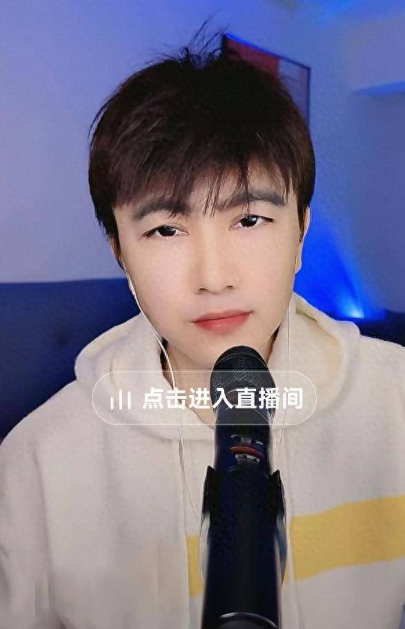 网红帅哥“恩宇”去世，年仅43岁，患病后模样大变，母亲也去世了