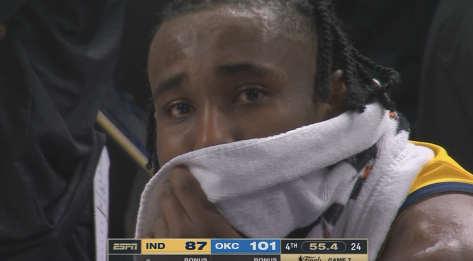 NBA总决赛|雷霆击败步行者赢得总冠军，哈利伯顿首节伤退