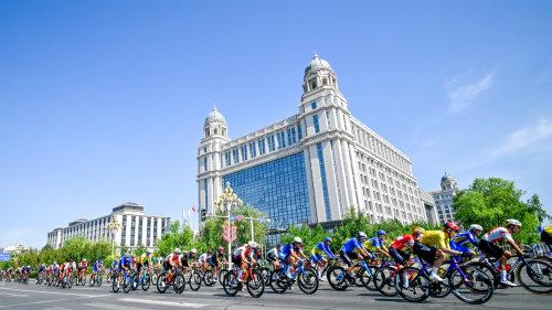 2025年全国青年公路自行车锦标赛第三届亚洲青年运动会选拔赛鄂尔多斯站圆满落幕