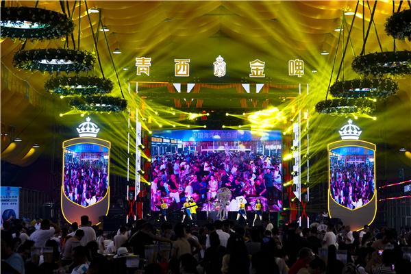 青岛金沙滩啤酒城九个啤酒大篷焕新升级
