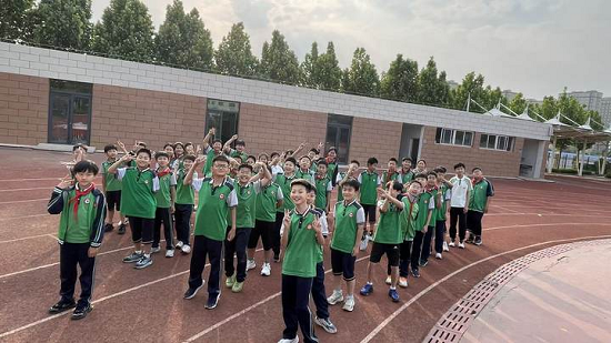 临沂第六中学太原路校区小学部举办体育类社团汇报展示活动
