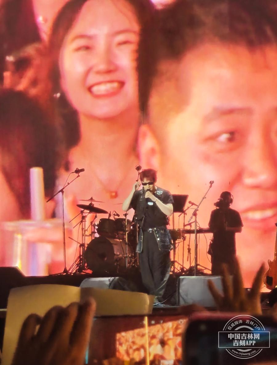 李荣浩，全场都为你而来