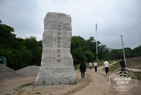 铭记历史 缅怀先烈｜青山埋忠骨，热血照千秋