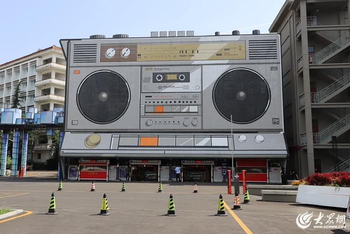 泰安市泰山发展投资有限公司打造“巨型音响”智慧立体停车楼 缓解停车压力