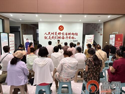 枣庄市市中区龙山路街道辛庄社区：评书开讲 笑声满堂