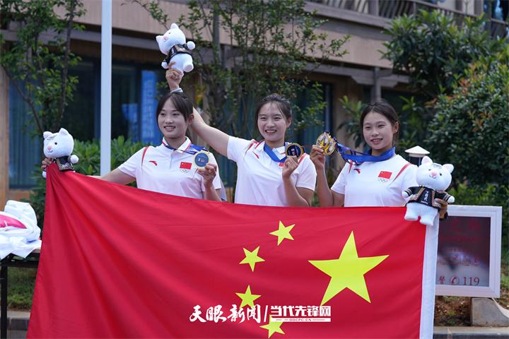 两日揽两金！贵州姑娘杨婷成为中国骄傲