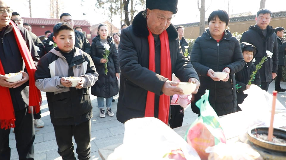 我们的抗战｜军民情深：一碗饺子的牵挂与八十年的守望