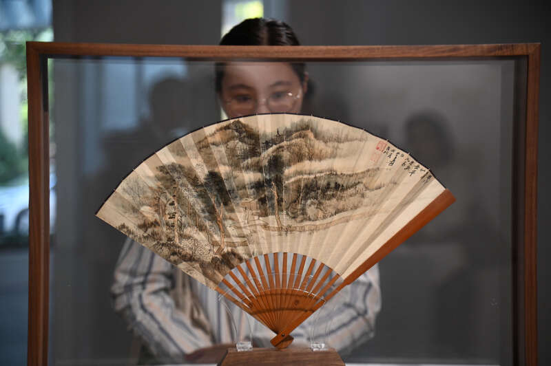 七件扇作见证国画家张大千半世纪丹青情谊