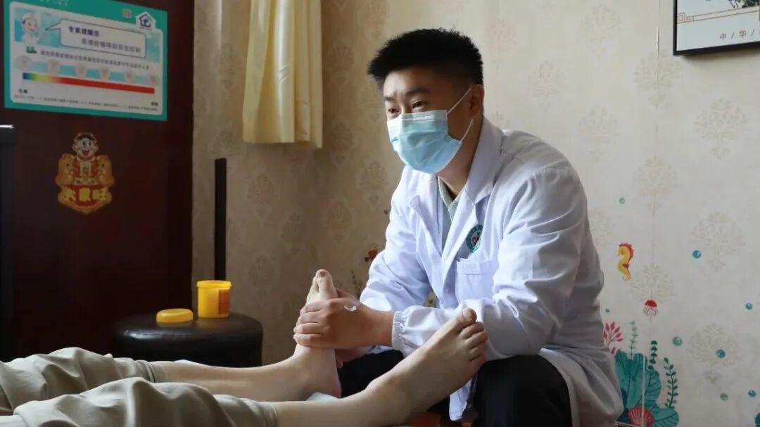 中秋逢国庆，健康迎双节！宁阳县第一人民医院康复科足底推拿优惠活动开始啦