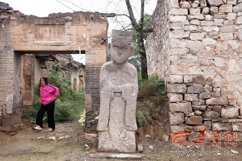 大风·影像|中国最“吓人”村子：坟上村
