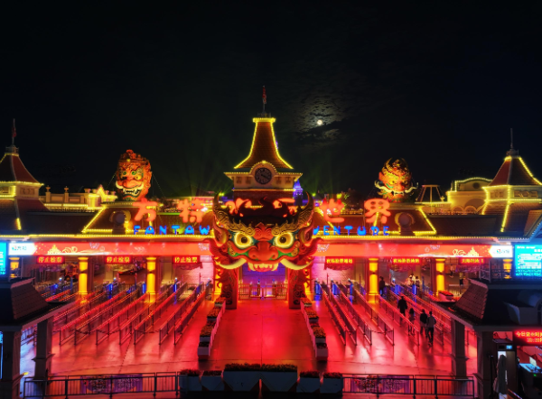 非遗赋能方特精怪夜 多维场景促文旅消费升温 扫码阅读手机版