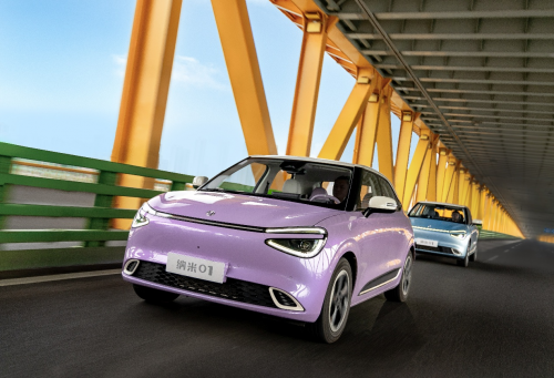 10 万家用 SUV 首选？东风奕派纳米 06，智能空间帮家庭生活