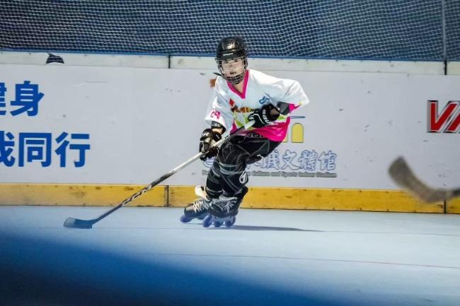 安徽女子单排轮滑球队全运会摘银！19岁主力引关注