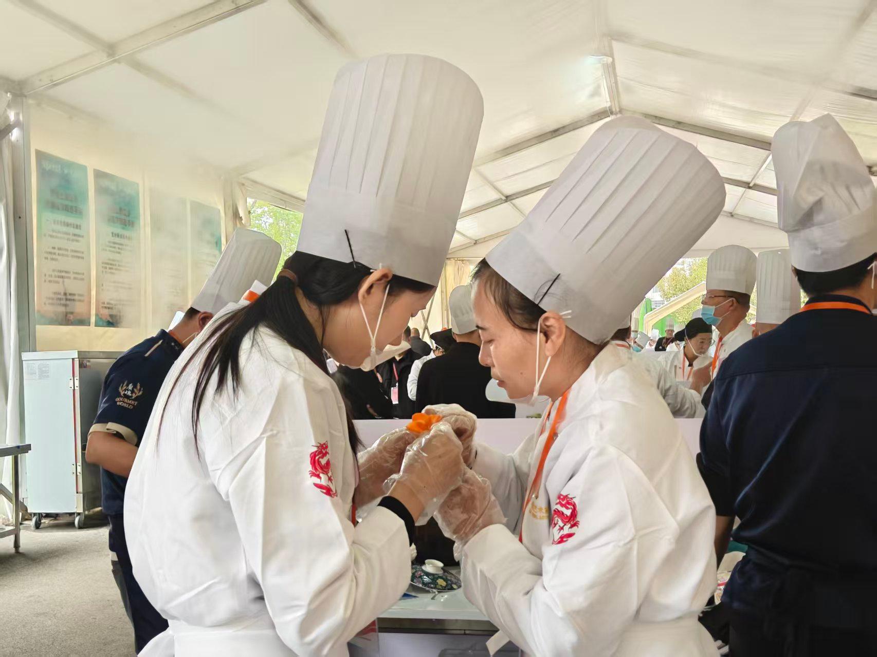 饱口福来又养生！河南药膳高手论剑医圣文化园丨中意中国 一草一世界