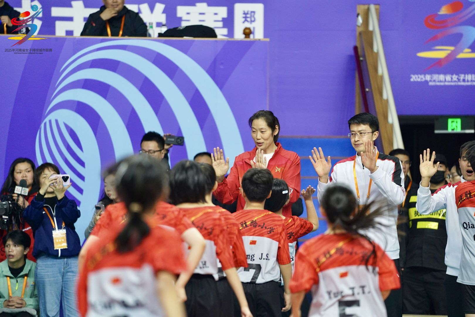 朱婷化身“朱指导”，空降联赛，带来“最强助攻”