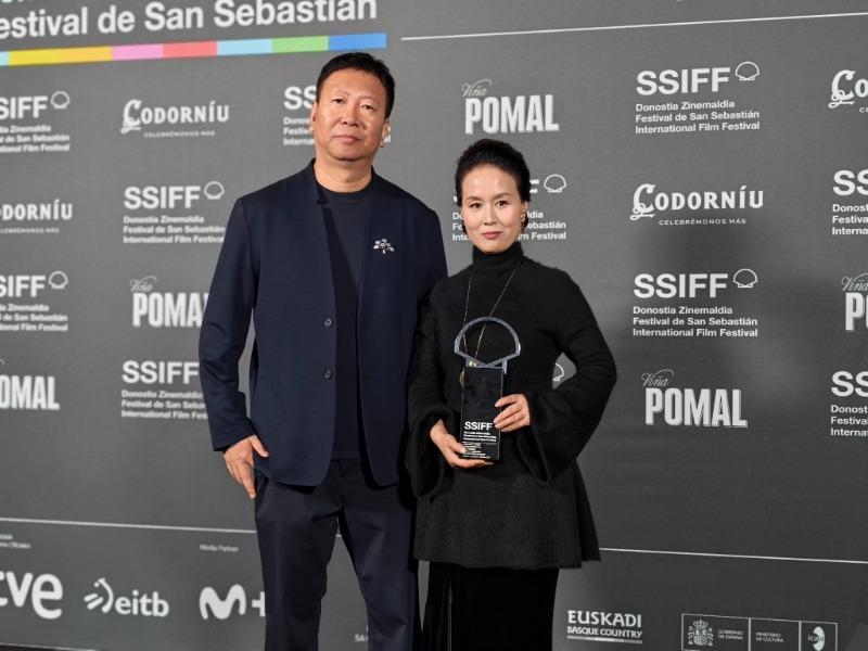 电影《监狱来的妈妈》预计年底上映 导演秦晓宇：女性即使跌入谷底，也有亲手改写命运的力量