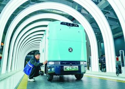 易咖智车新厂投产 年产2万台无人车