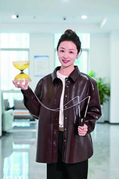 温晓艳：杂技舞台书传承