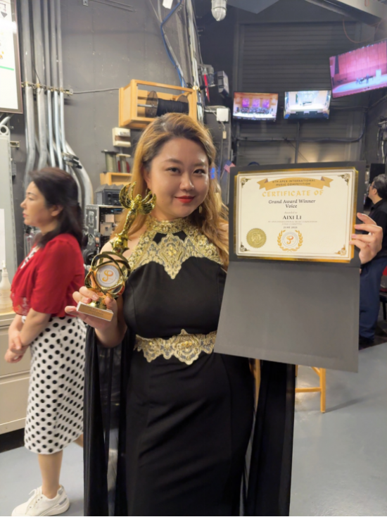 连续斩获国际声乐大奖 李瑷希的“三级跳”音乐教育之路