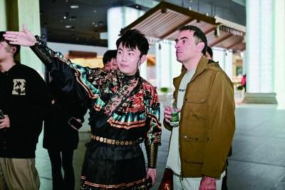 “真来斯，愿所有人在南京找到快乐”