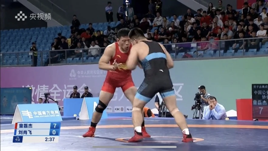 安徽名将童磊杰斩获男子古典式摔跤97公斤级铜牌