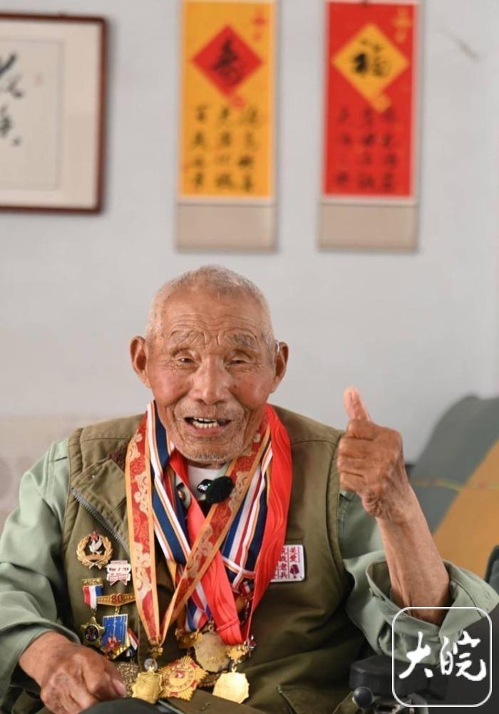 一生赤诚报国，百岁丹心长存——追忆百岁新四军老战士段飞