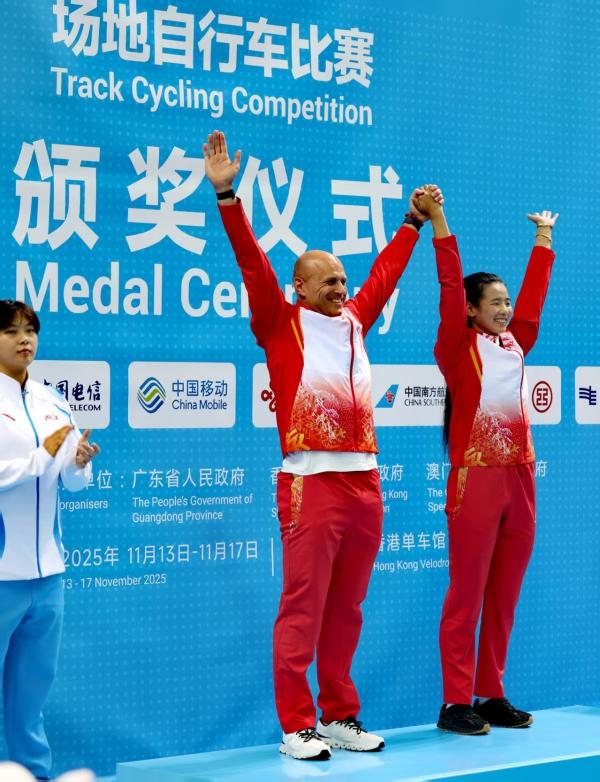 聚焦十五运｜苑丽颖：双冠加冕铸传奇 热血征途再出发