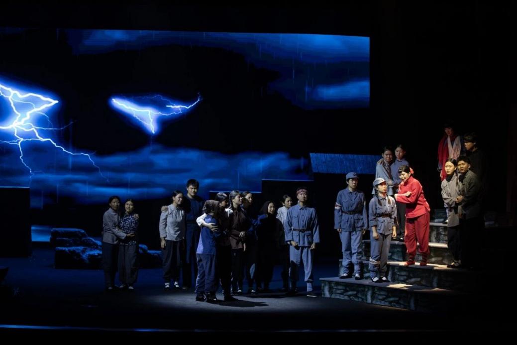 剧场里的思政课：三明学院师生在艺术演绎中传承红色基因