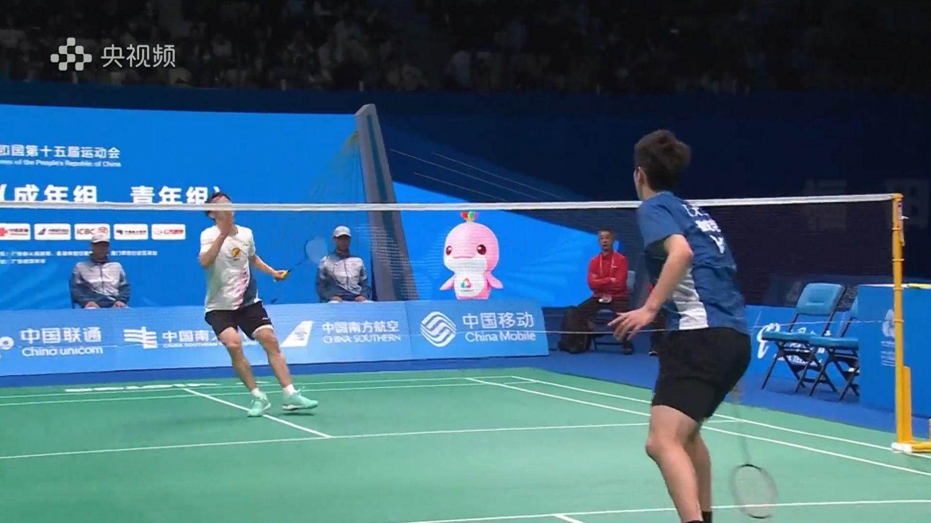 安徽董天尧摘下全运会羽毛球男单铜牌