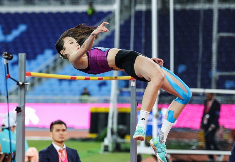 河北选手胡麟鹏获铜牌