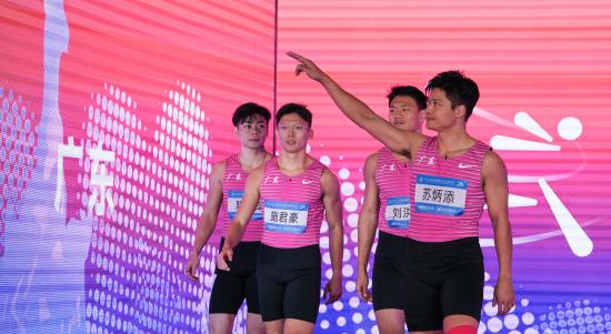 聚焦十五运｜飞人谢幕！