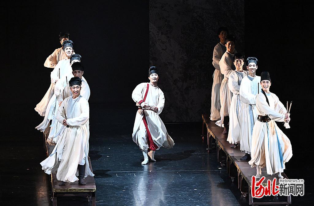 以舞为笔再现大唐风骨