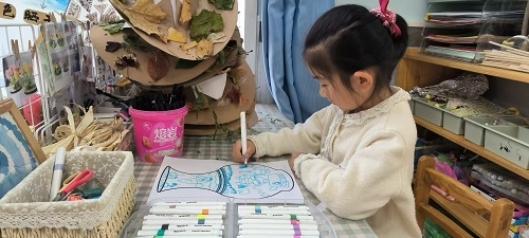 淄博市淄川区柳泉幼儿园：青花雅韵润童心 创意美术绘童真
