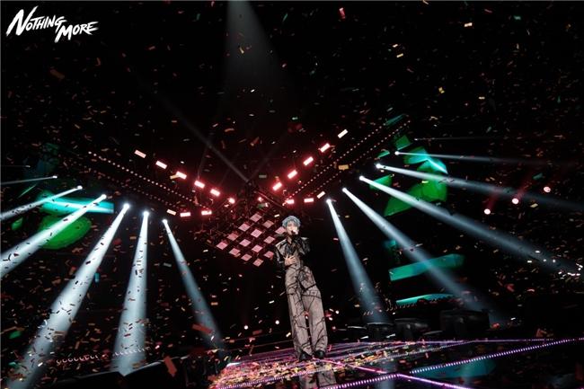 苏醒重庆演唱会暖心落幕，山城元素点燃“真心之约”