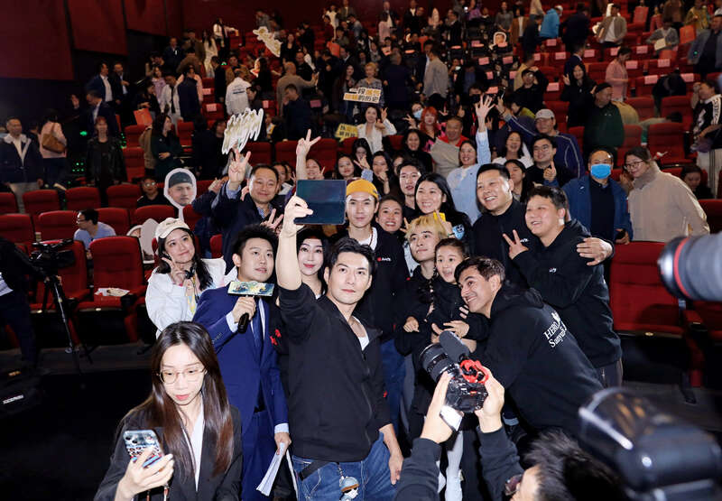 平民英雄铸就民族血性，电影《英雄三元里》亮相“首映在广州”