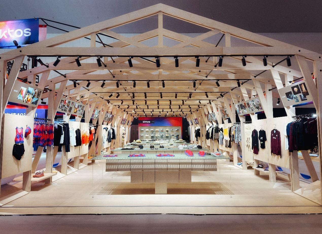 滔搏旗下跑步生态品牌ektos携“全明星”顶尖装备矩阵亮相体博会