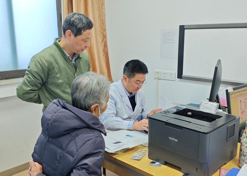 晚期肺癌非绝境 “精准应对”助力患者实现高质量长生存