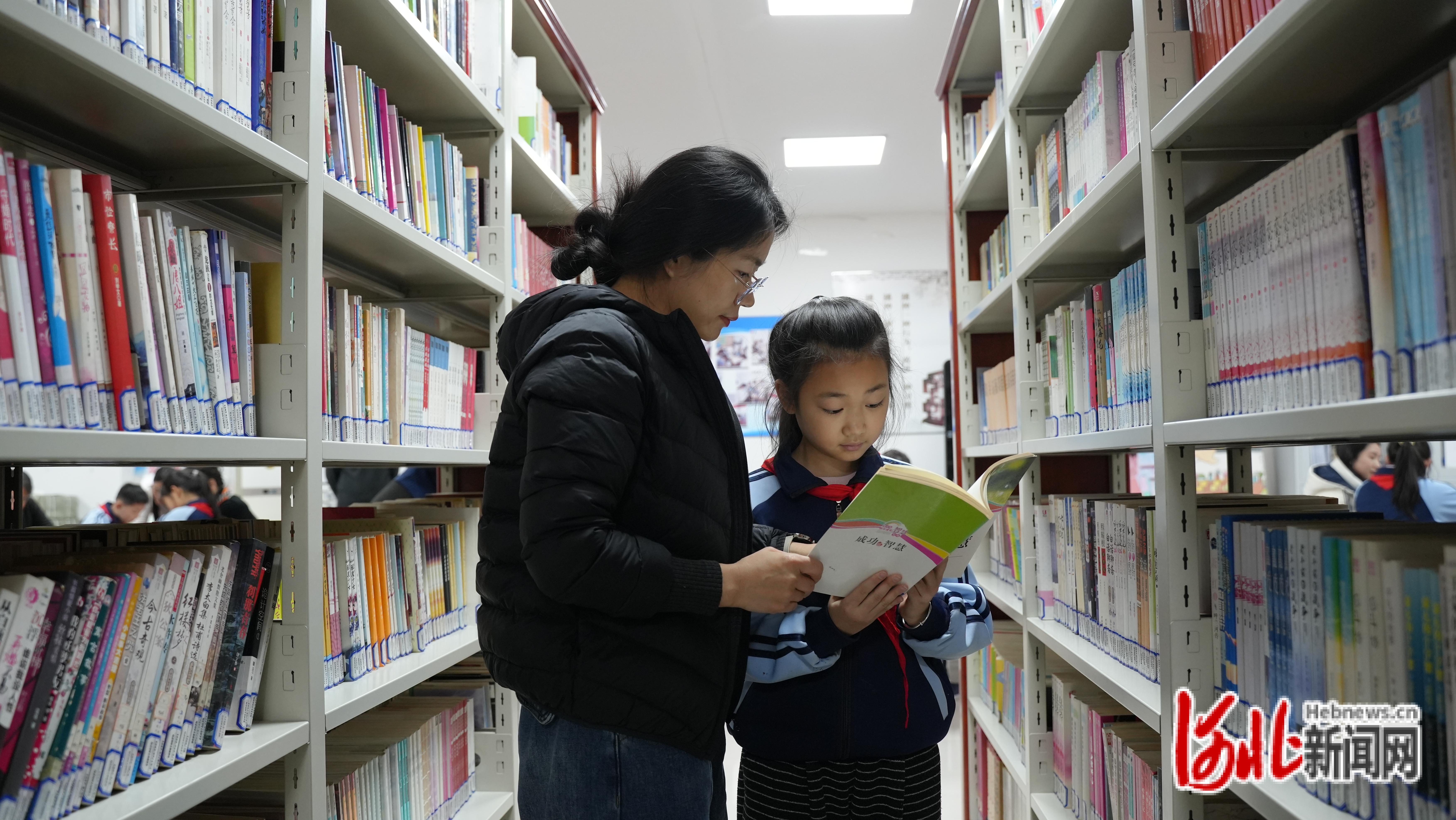 广宗县第六小学举办亲子研学活动