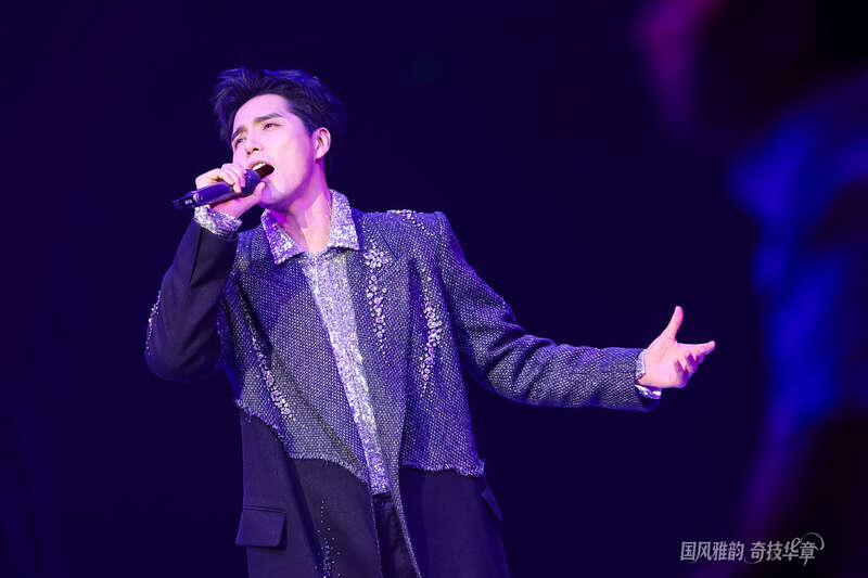 杂技携手民乐，《国风雅韵·奇技华章》在北京上演
