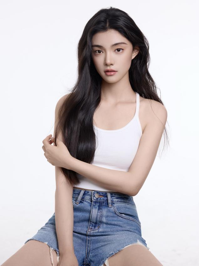 新生代演员袁藤崭露头角：北影学子初绽荧幕，惊艳出演《长离拂羽》女一号