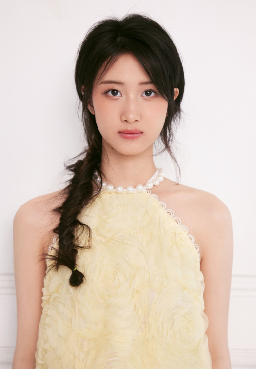 专业文化双优 谢卓妮获中国传媒大学2024届表演专业全国第一名