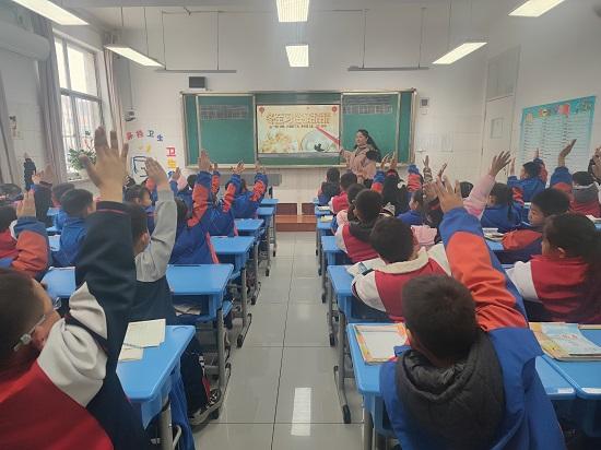 莒南县第三小学开展“情暖冬至 传承文化”主题活动